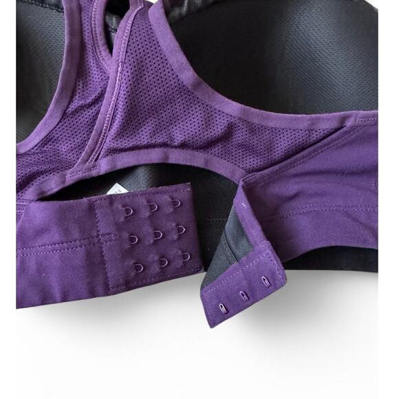 Moving Comfort Sports Bra - 38C - Picture 4 of 5